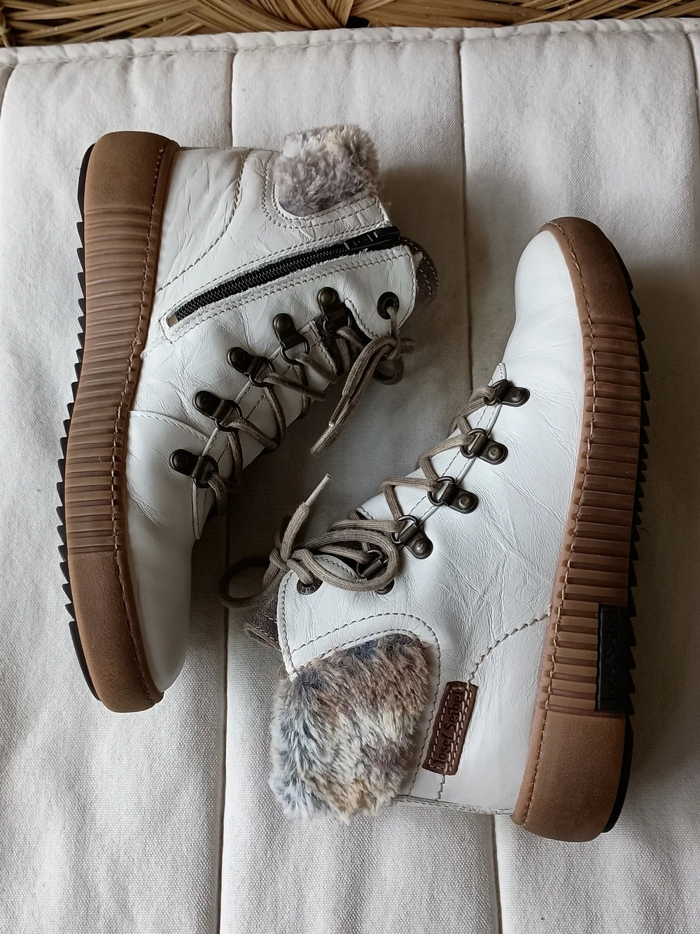 Josef Seibel White & Brown Faux Fur Lace-Up Ankle Boots_38